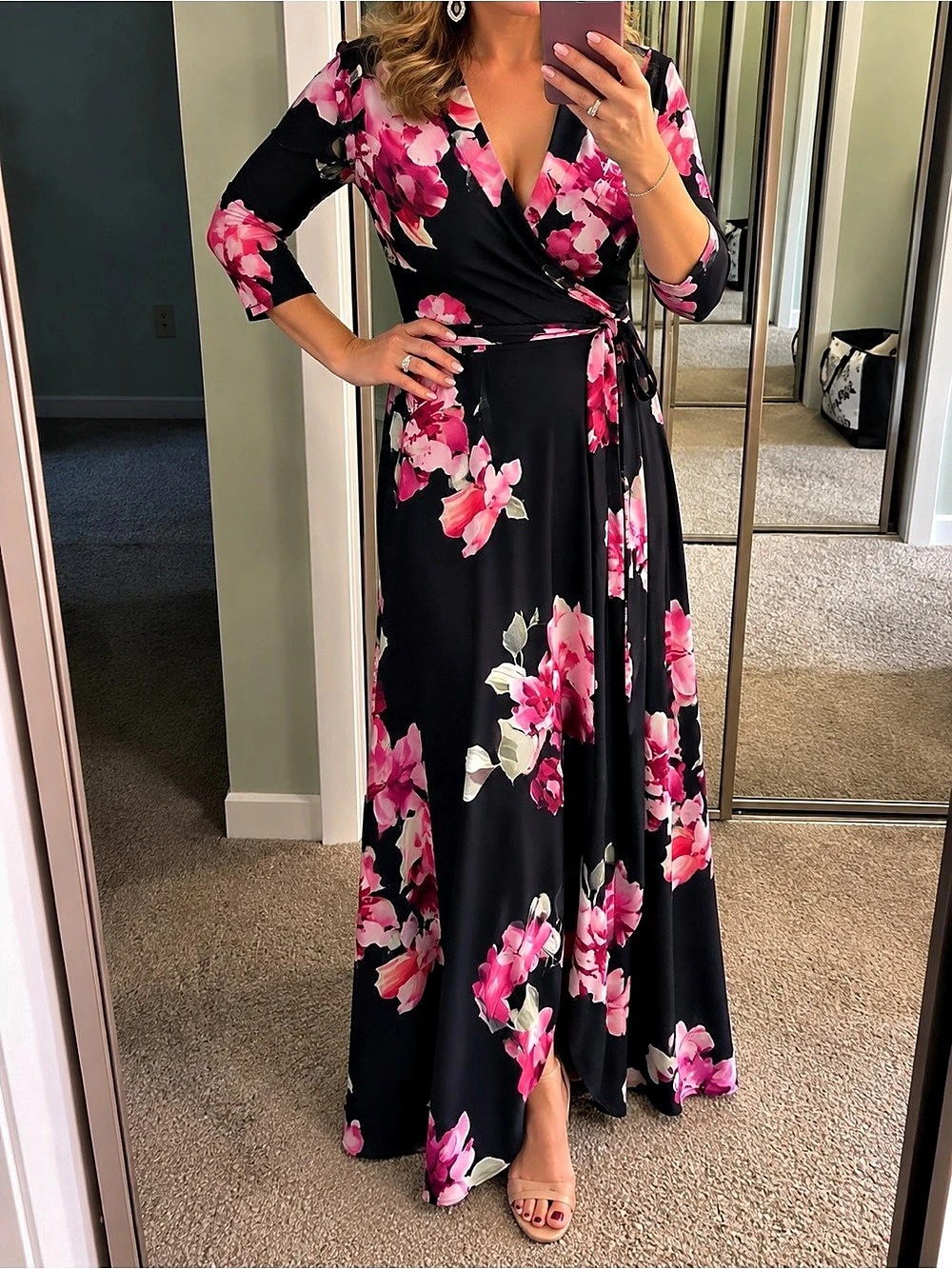 Floral Maxi Dress in Black & Pink Like New. Size L.